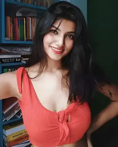 Escort Rajura